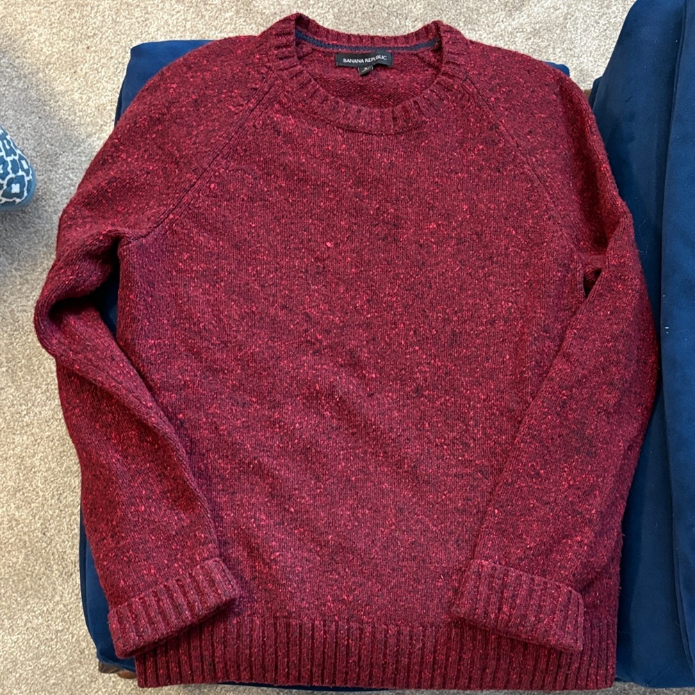 Banana Republic Maroon Crewneck Sweater